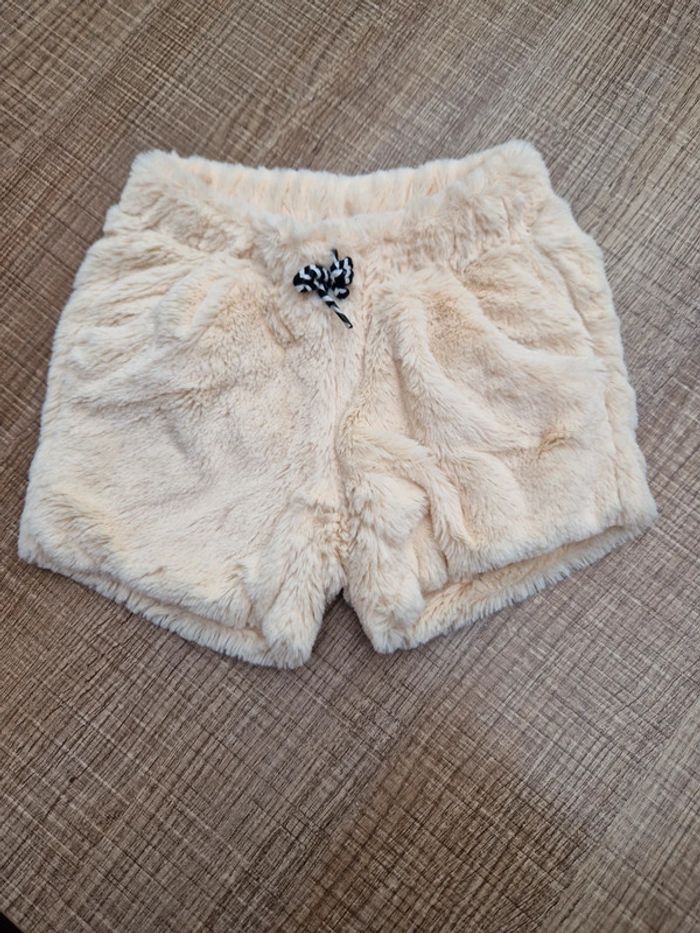 Short Kiabi 4 ans en excellent état