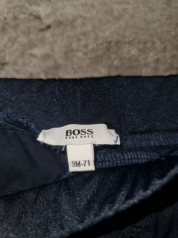 Short Hugo Boss 9 mois - photo numéro 2