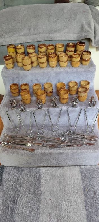 Très gros lot rare de 86 pièces a escargots