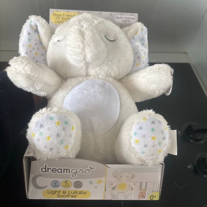 Peluche veilleuse musicale éléphant