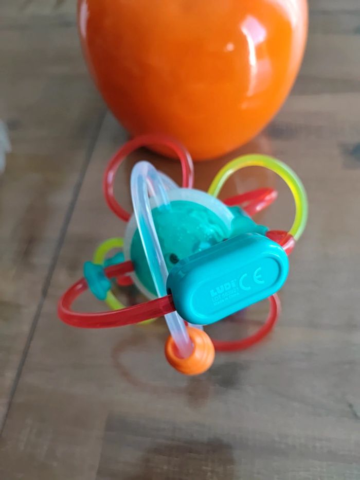 Jouet d'éveil coloré - photo numéro 3