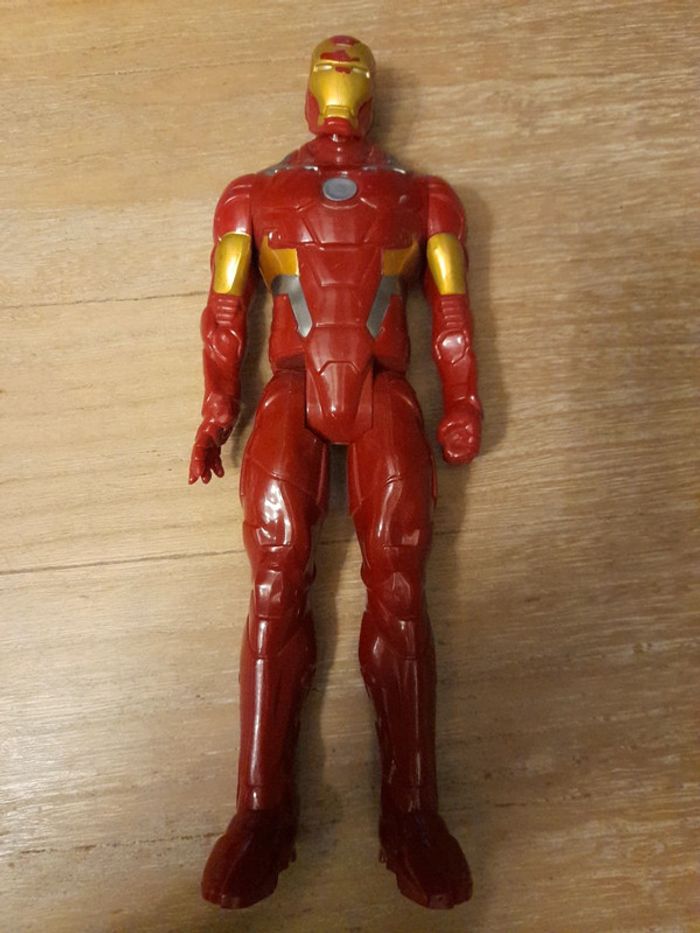 Iron man articulé