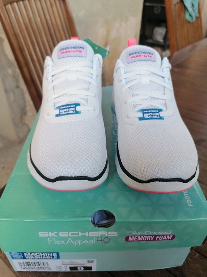 Basket Skechers femme - photo numéro 2