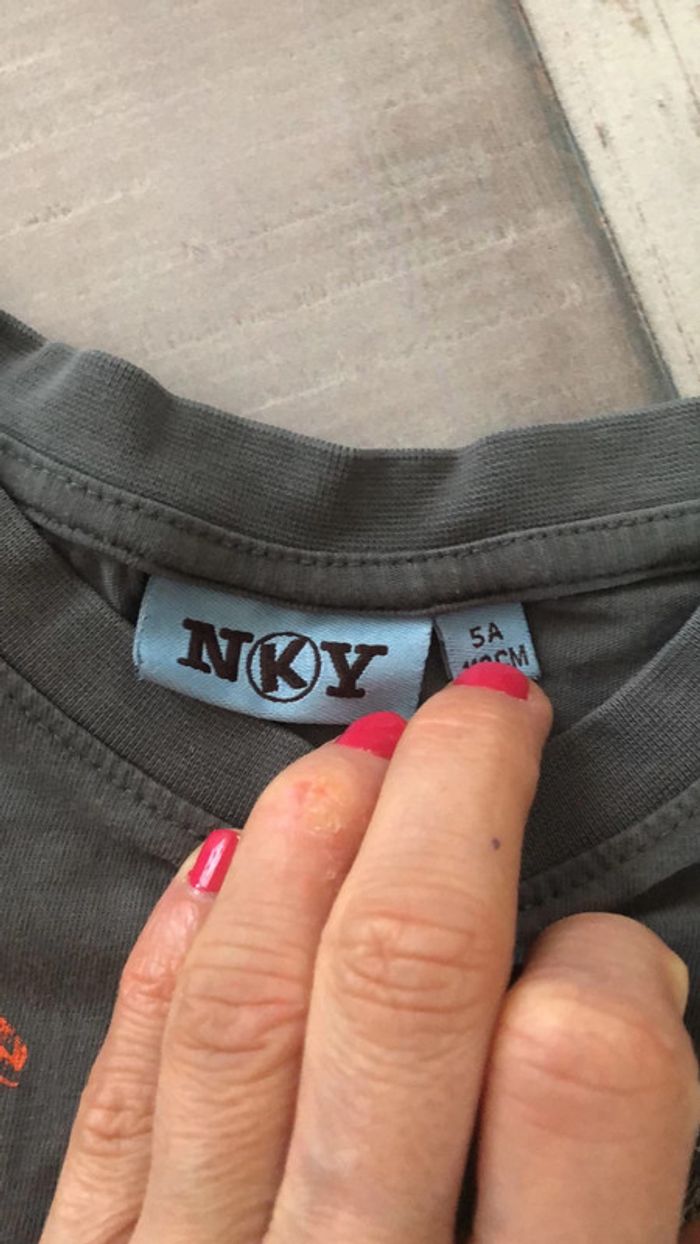 Nky - t shirt garçon taille 5ans - photo numéro 3