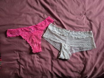 2  sous vêtements