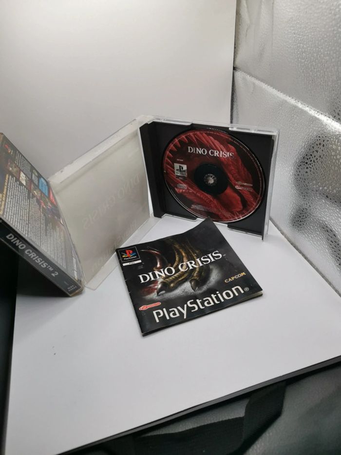 Lot Dino crisis 1 & 2 ps1 - photo numéro 4