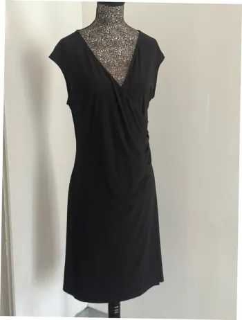 Robe noire Caroll – Taille 2 (M)