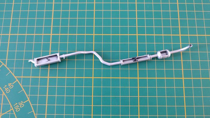 Ligne échappement pièce détachée miniature Peugeot 307 CC Solido 1/18 1/18e 1/18eme #B71 - photo numéro 2