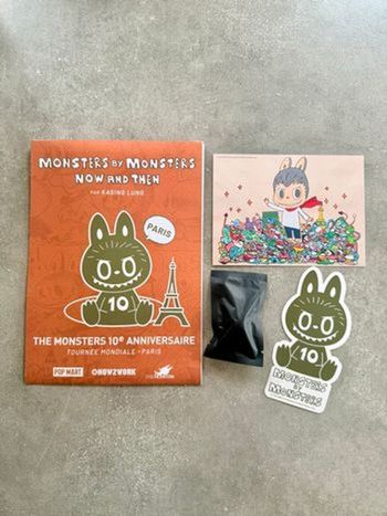 Pop Mart | 🎟️ Gift Set  Pop Mart Monsters 10e Anniversaire 🧸✨ (Labubu + extras)