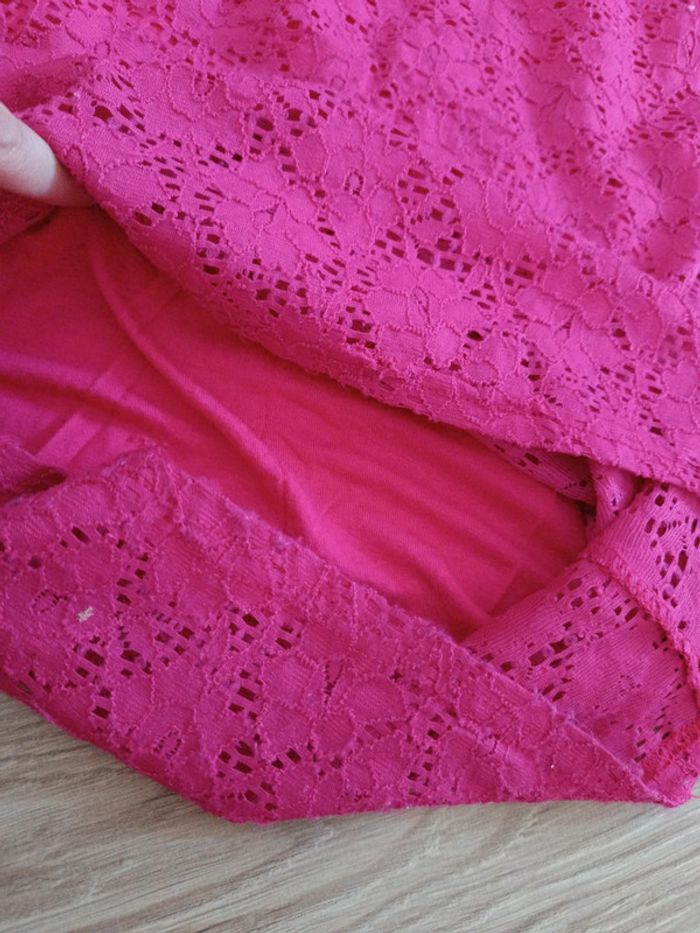 Robe rose dentelle - photo numéro 3