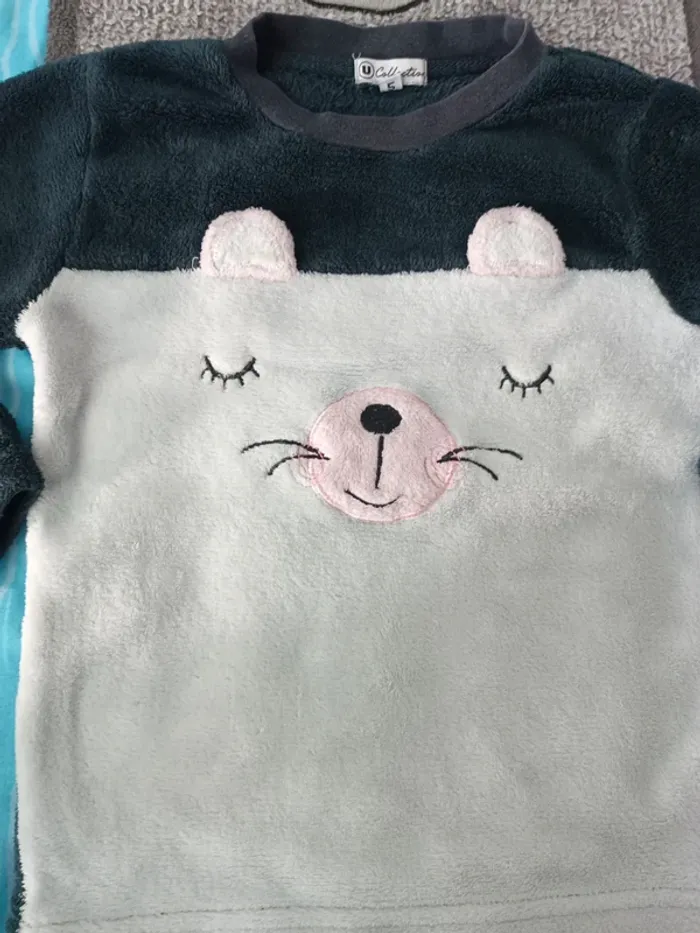 Pull polaire 5 ans - photo numéro 3