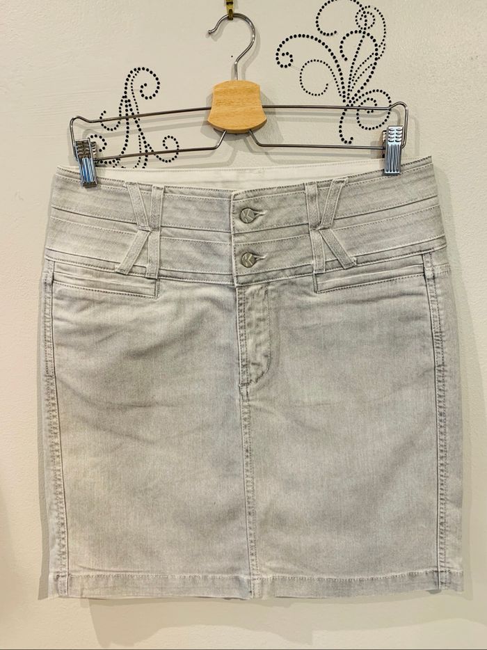 Jupe Karl Lagerfeld taille 40