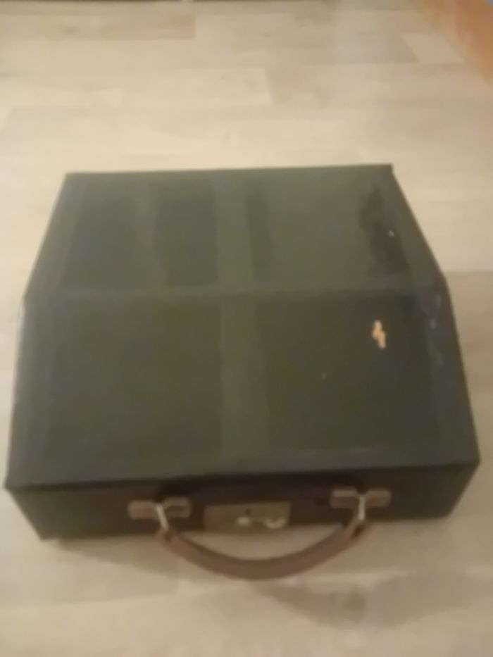 Machine à écrire portable Triumph  Durable Vintage - Clavier QWERTZ Allemand - Années 30-40 - Avec Mallette - photo numéro 7