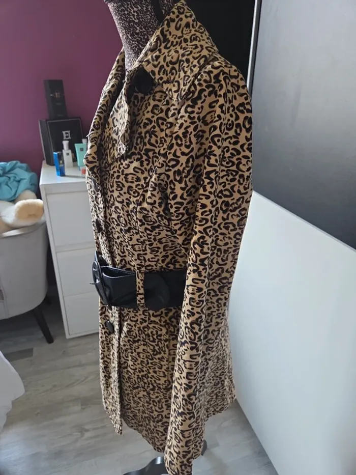 Magnifique Trenchs de chez Jennyfer en taille M - photo numéro 4