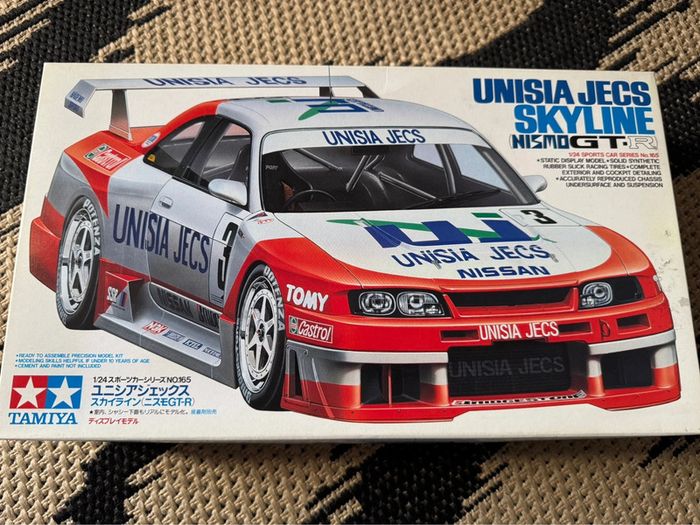 Maquette Tamiya - Nissan Skyline GTR 1/24