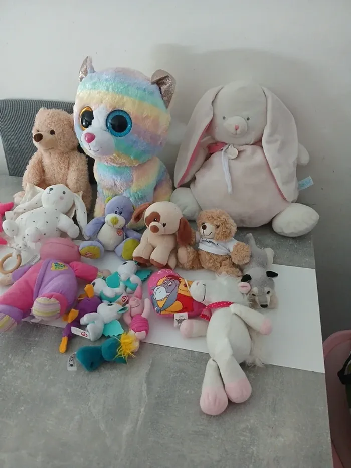 Lot peluches enfant - photo numéro 3