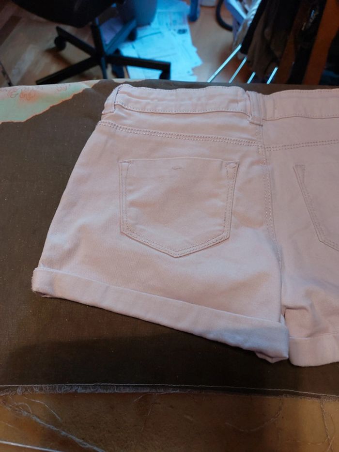 Short neuf La Halle 8A - photo numéro 7