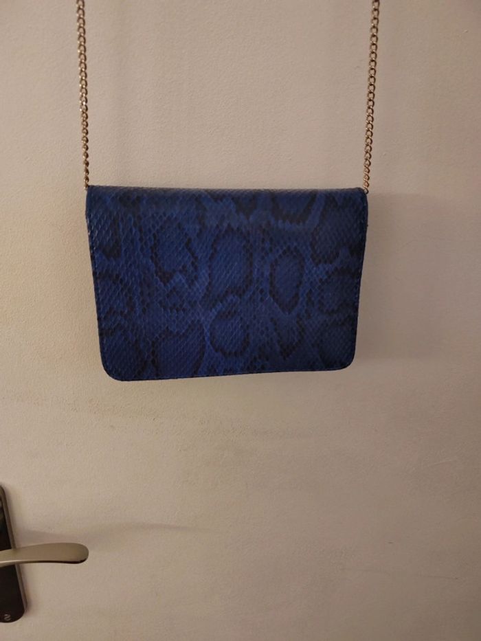 Pochette bleu/noir Street Level - photo numéro 3