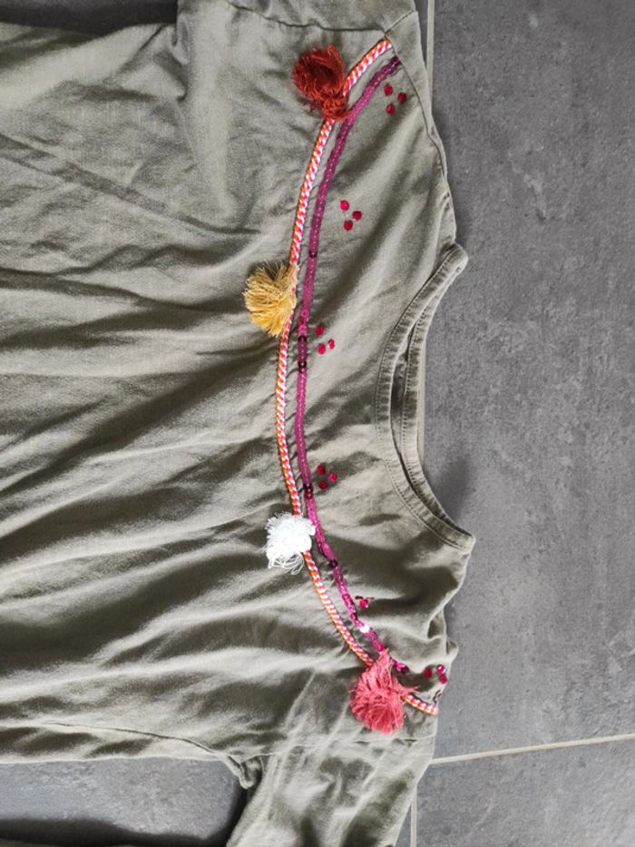 Haut fille - photo numéro 2