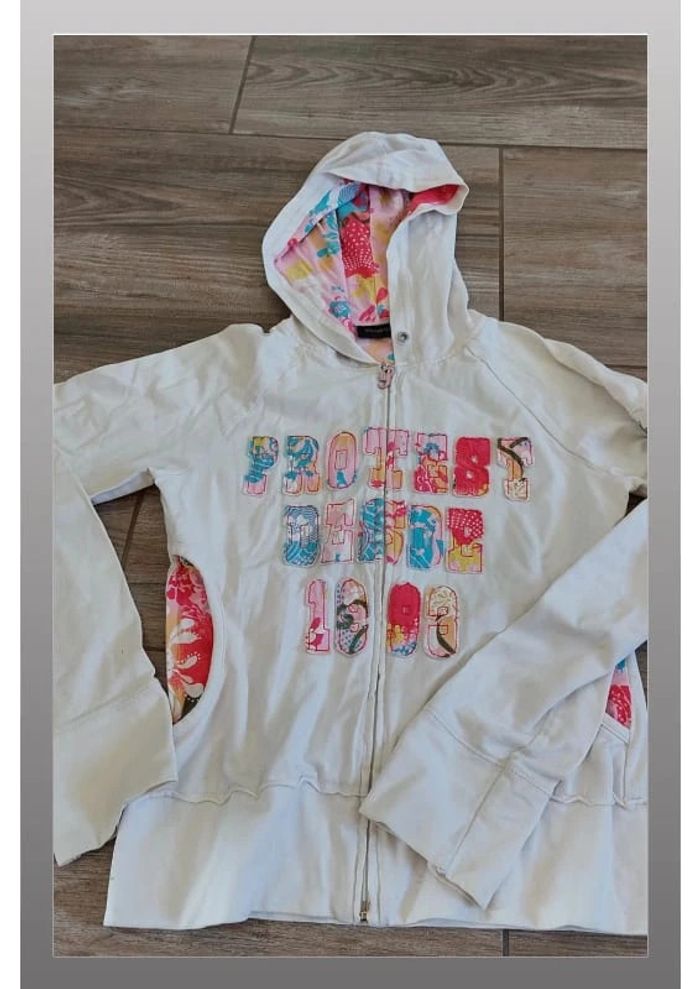 Jolie veste protest blanche taille S