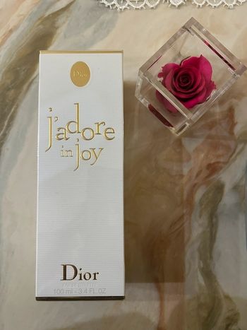 J’adore in joy