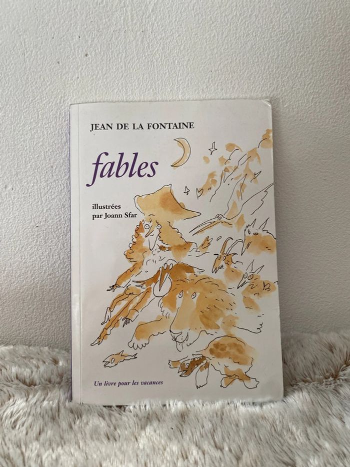 Livre sur les fables de Jean de La Fontaine