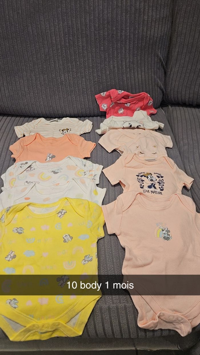 Vêtements bébé 1 à 3 mois - photo numéro 3