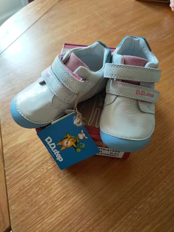 Chaussures montantes D.D.step taille 24