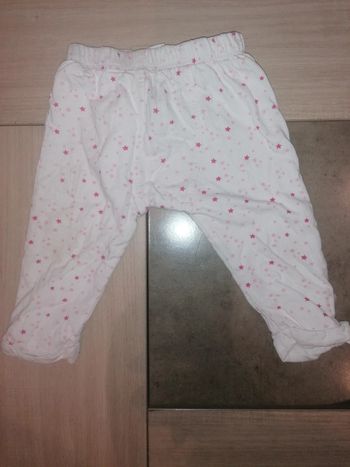 Pantalon / Disney Baby / 9 mois