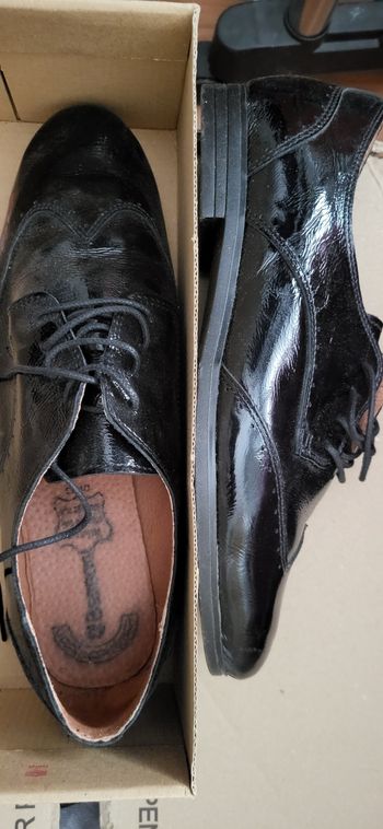 Chaussures vernies