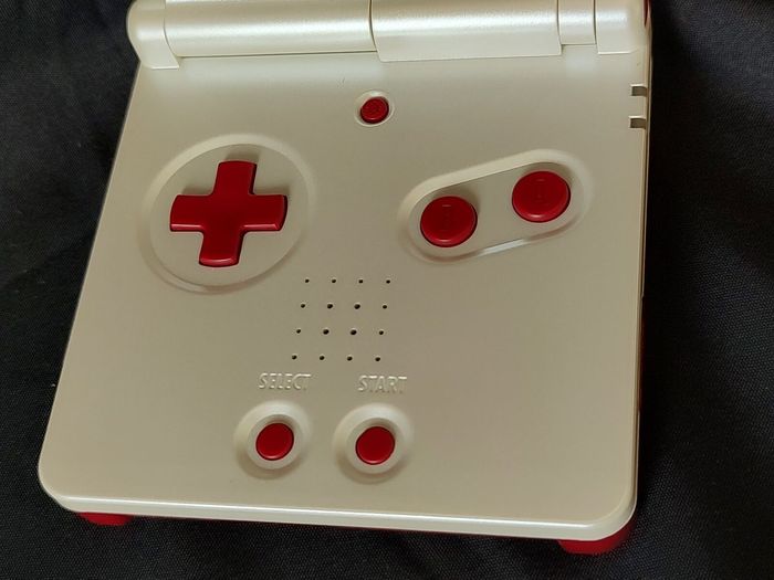 Console Nintendo Game Boy Advance - photo numéro 6