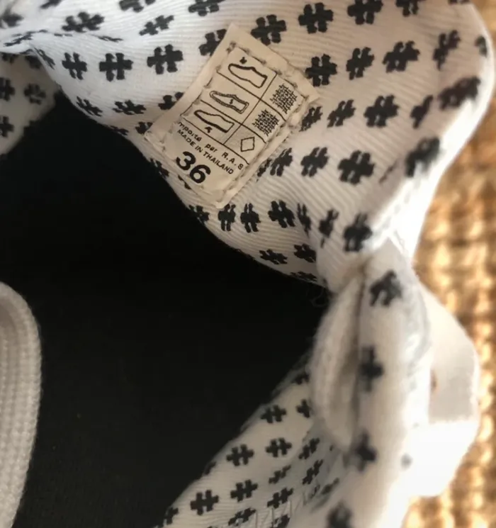 Chaussures plato sneaker No Name x Hellfest édition collector pointure 36 - photo numéro 9