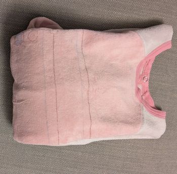 Pyjama velours rose taille 18 mois de la marque Petit Bateau 