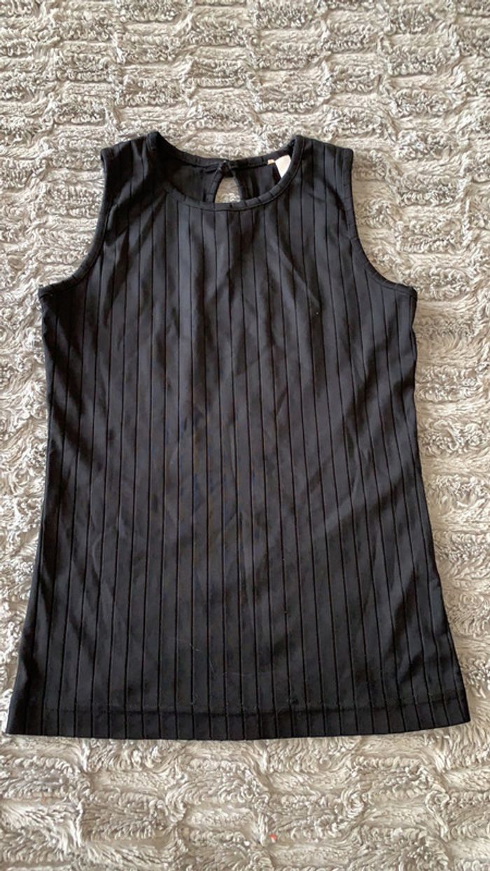 Débardeur noir taille 12 ans
