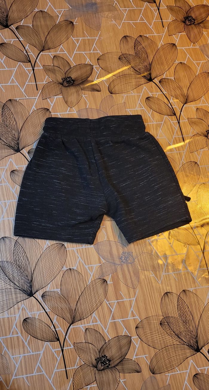 Short taille 18/24 mois - photo numéro 3
