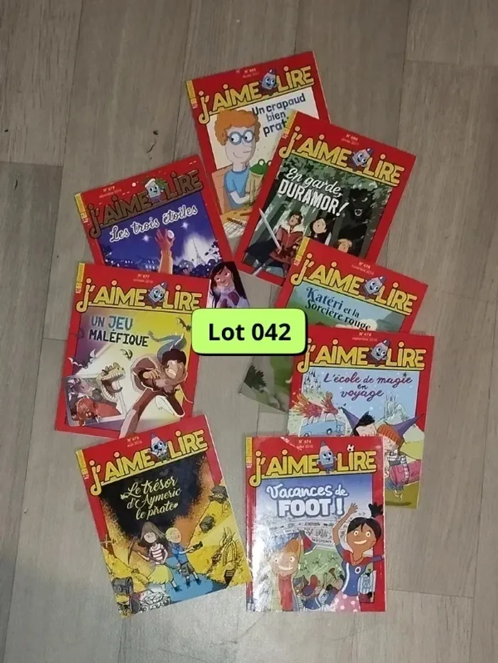Lot de 8 magazines J’aime lire année 2016-17 L042