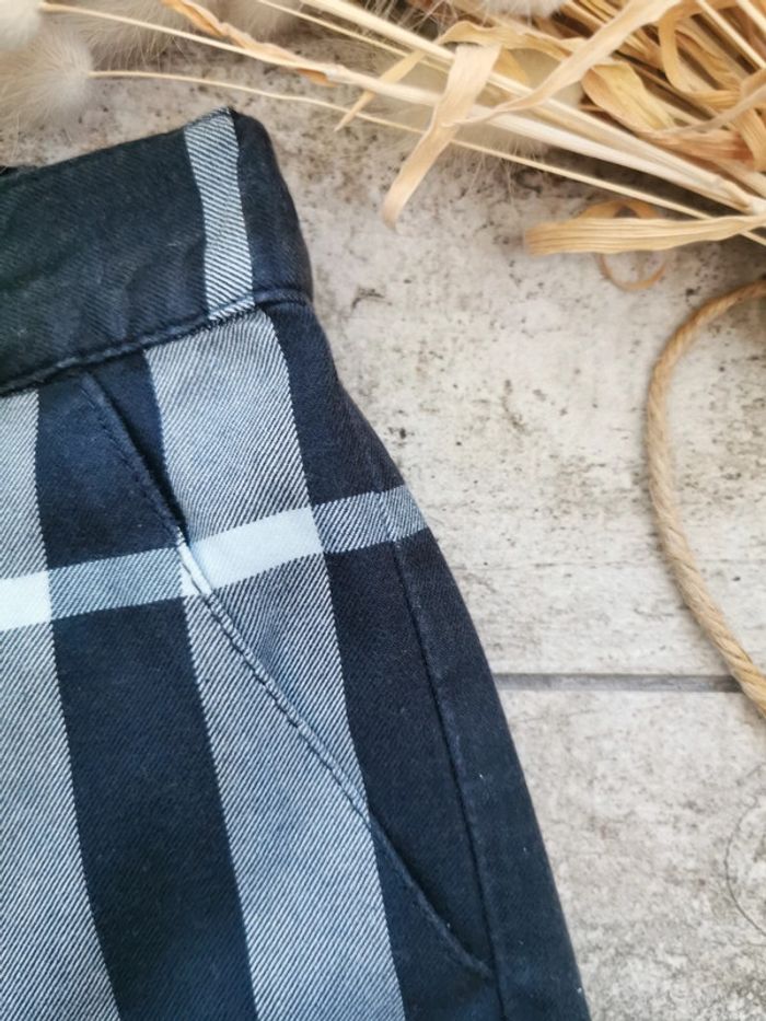 🌹Burberry très joli short/Bermuda bébé garçon coton noir rayé blanc gris 6mois - photo numéro 9