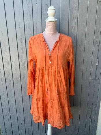Robe d’été légère doublée orange décolletée