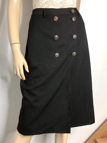 Jolie jupe crayon taille haute à bouton taille 40/42 boohoo (voir mesures)
