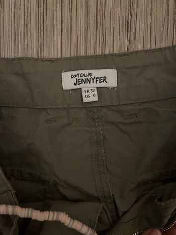 Cargos comme une forme de jogging