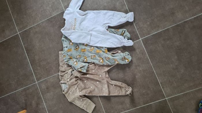 3 pyjamas velours
