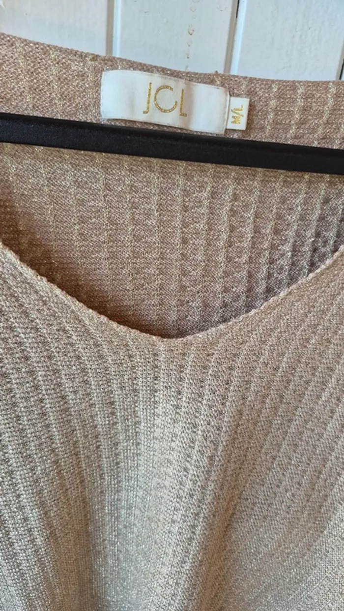 Pull fin doré - photo numéro 3