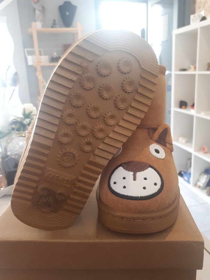 Bottines fourrées neuves taille 27 - photo numéro 2