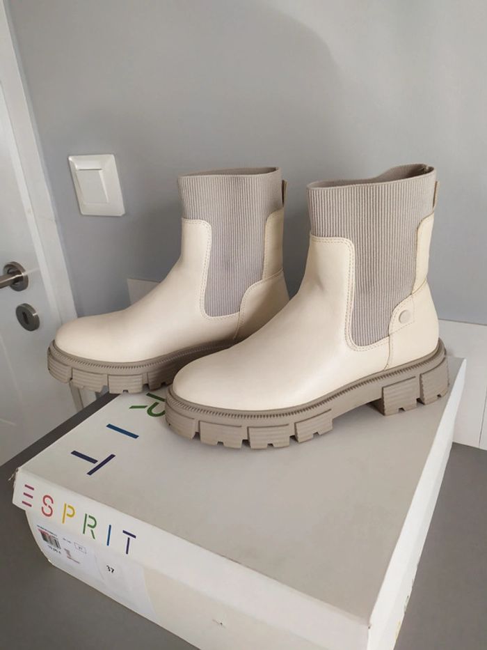 Boots beige Esprit pointure 37 - photo numéro 4
