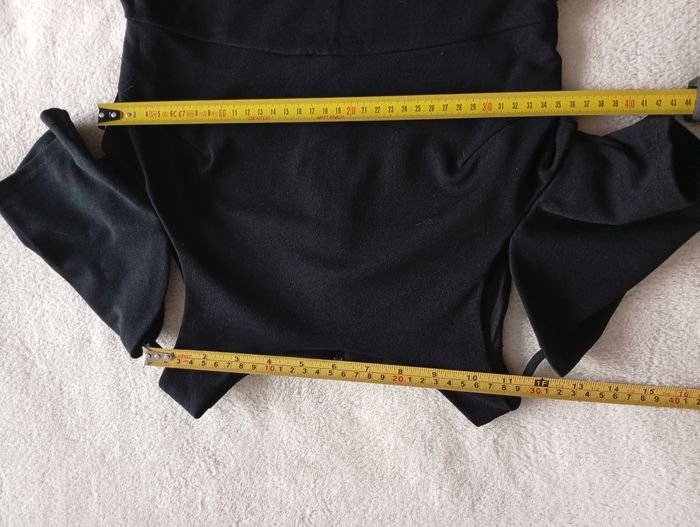 Robe noire mi-longue. Asos 34 - photo numéro 6