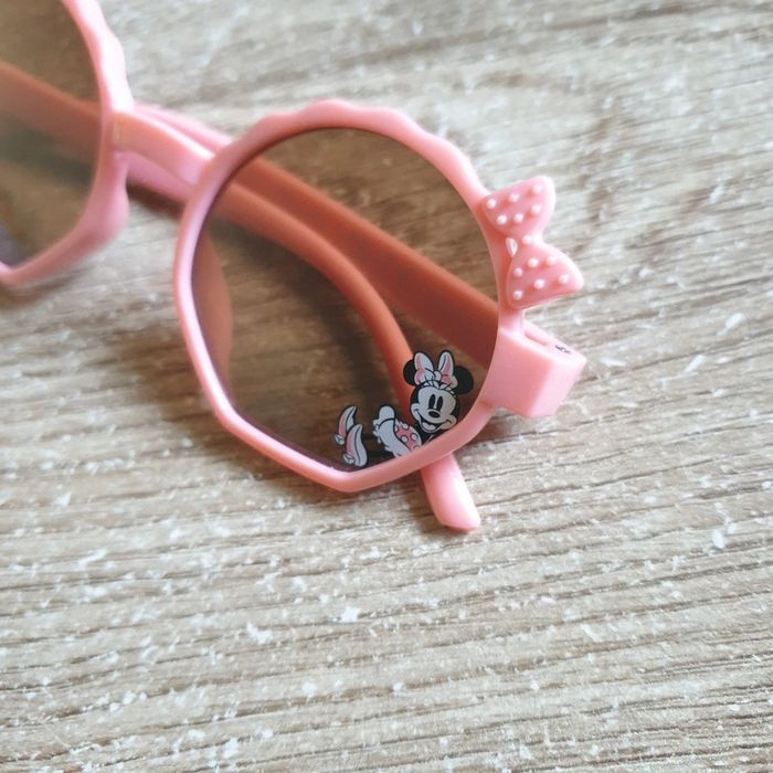 ⭐ Lunette de soleil enfant Disney Minnie #emyfleury_bijoux - photo numéro 3