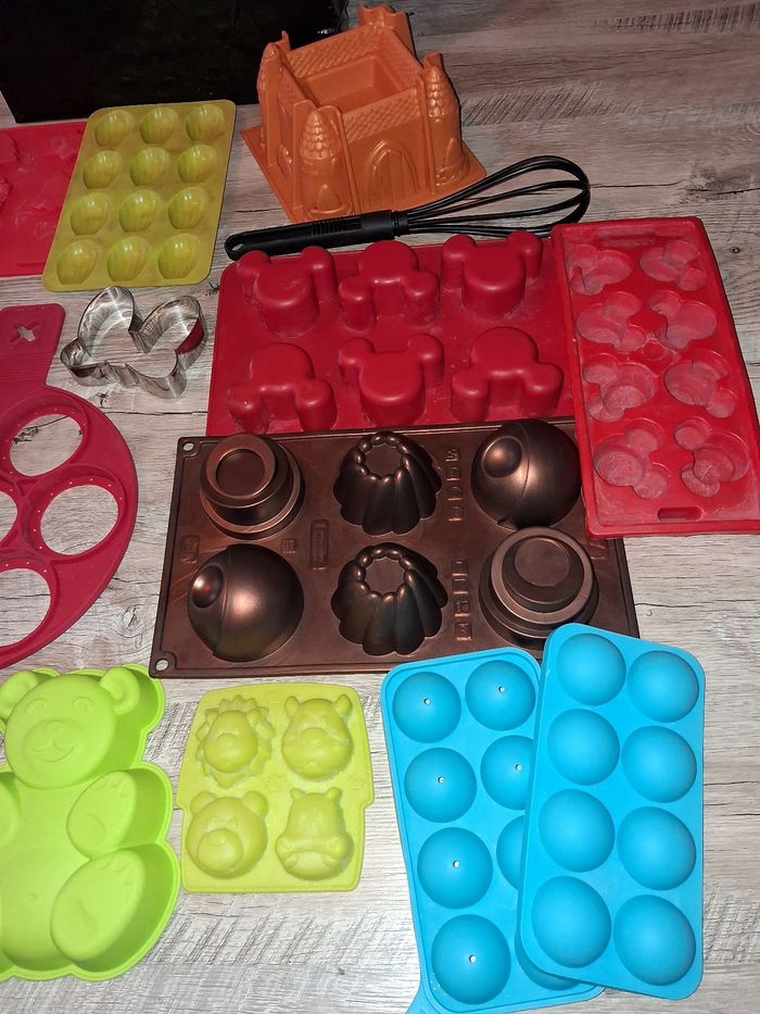 Gros lot de pâtisserie en silicone - photo numéro 2