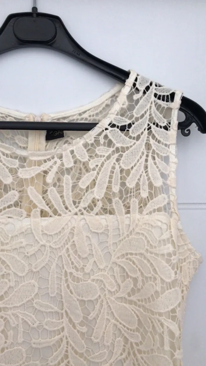 Robe dentelle écru - photo numéro 2