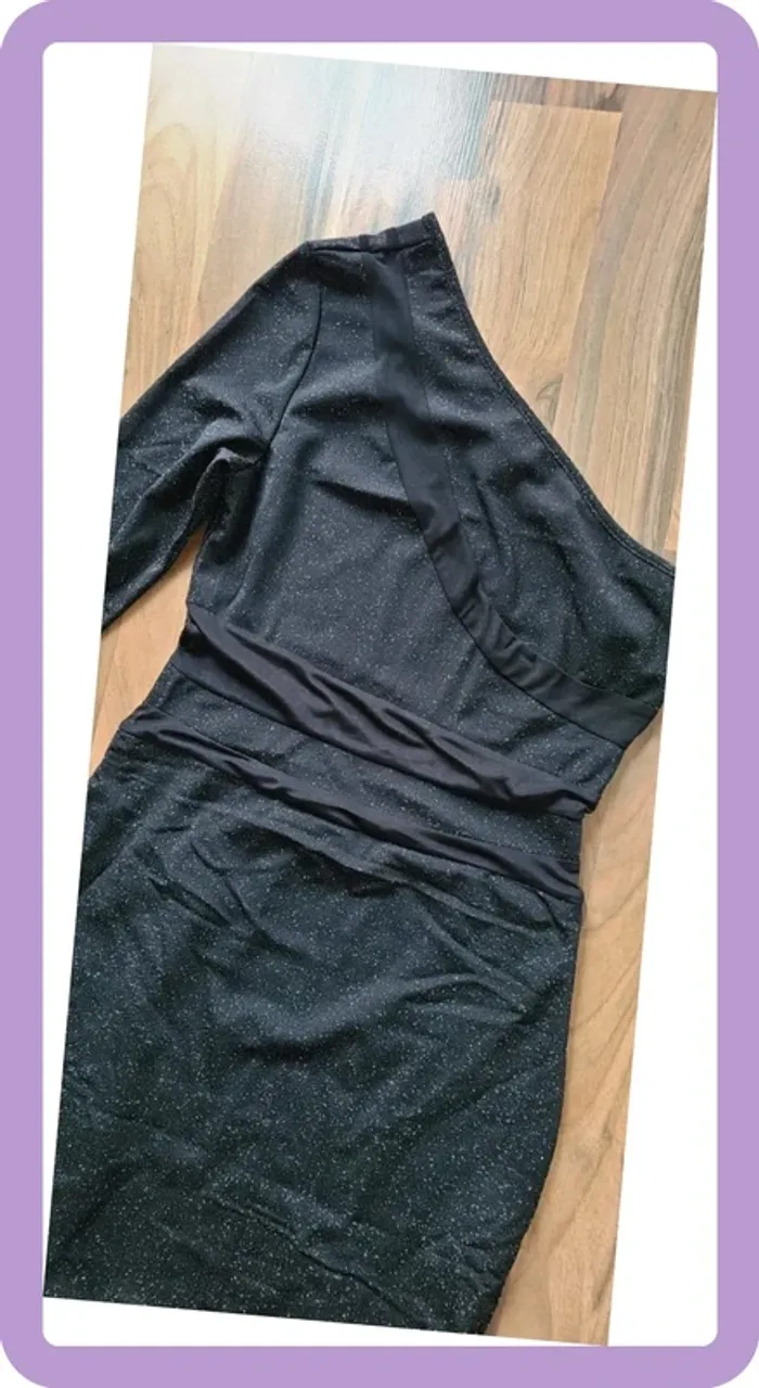 Joli robe mono-manche taille 36 - photo numéro 7