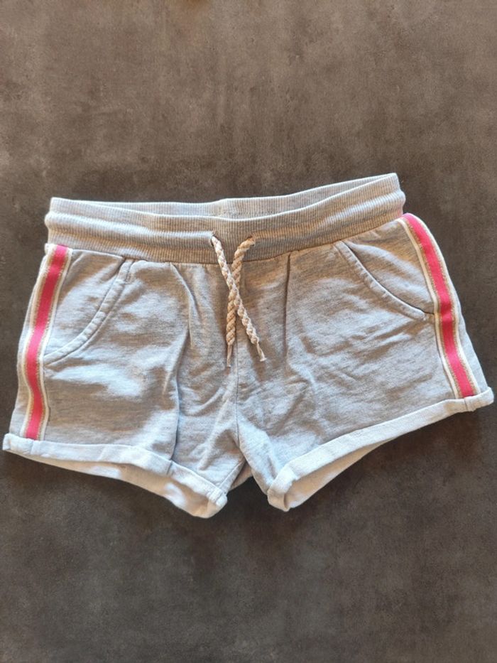 Lot 2 shorts 6 ans - photo numéro 3